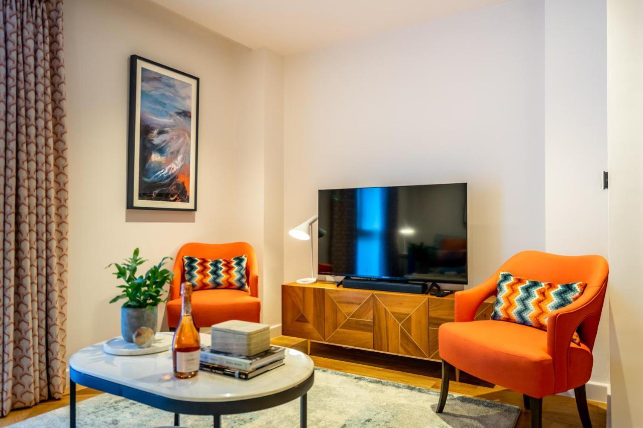 Twenty Seven Hq Apartment Йорк Екстериор снимка